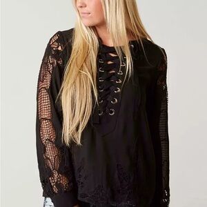 Gimmicks Black Boho Lace-Up Blouse Grommet Front Sheer Lace Long Sleeve Medium
